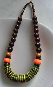 "Chocolate Mint" Coconut Chip Neccklace
